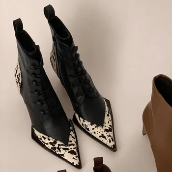 Женские ботильоны на шнуровке с острым носком На среднем каблуке с рисунком молочной коровы, разноцветные пинетки из искусственной кожи в стиле ретро в западном стиле, Женская обувь